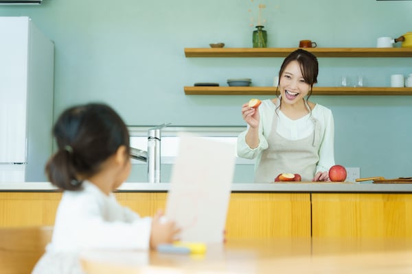 メリット2.開放感があり、リビング・ダイニングにいる家族ともコミュニケーションが取りやすい